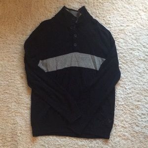 Men’s American Eagle Classic Fit Sweater